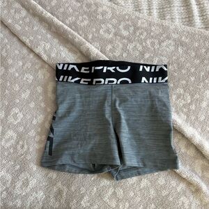 Nike Pros Women's Black and Gray Athletic Shorts